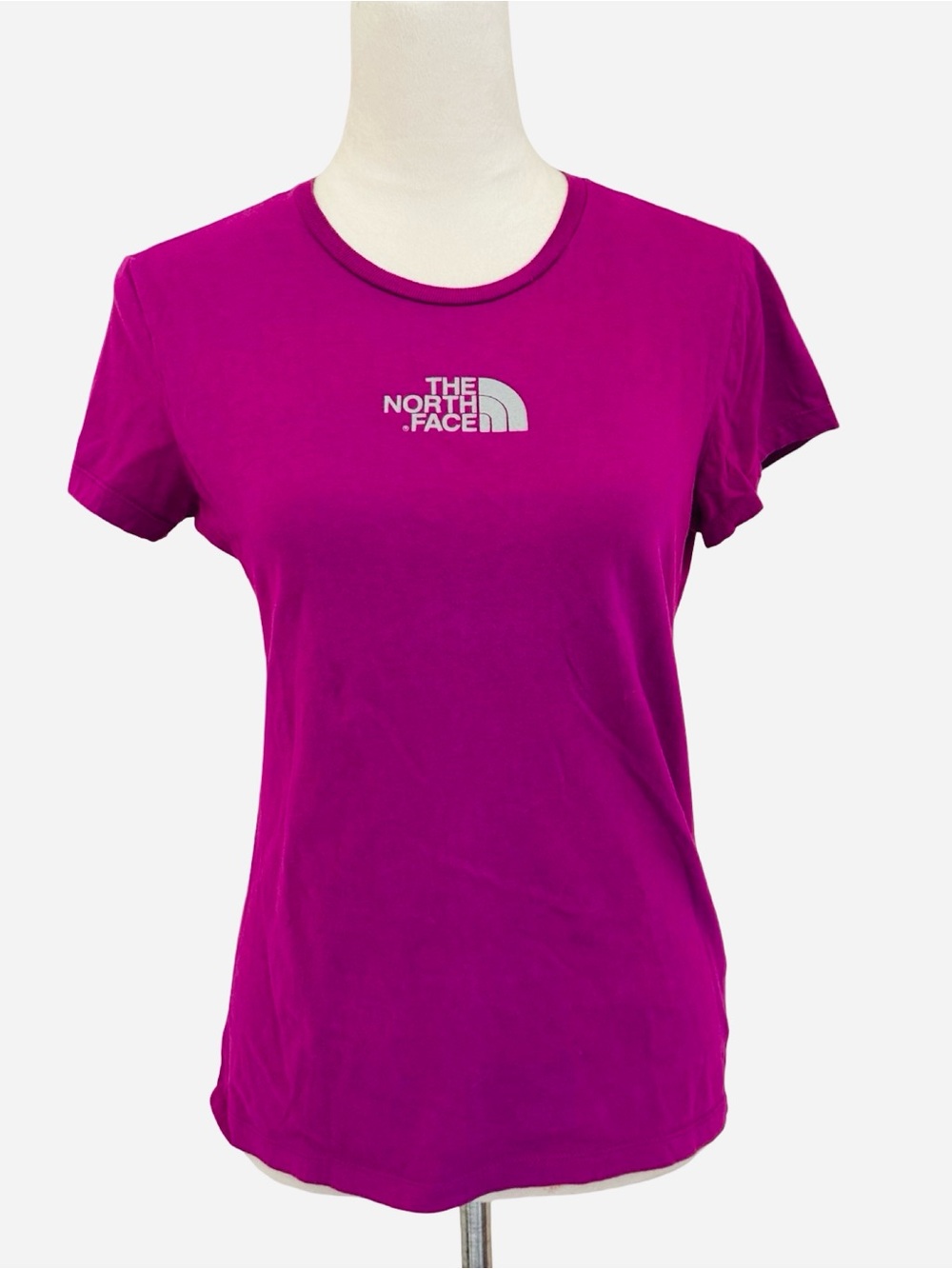 The North Face Women's Fuchsia Logo Crew Tee Cotton